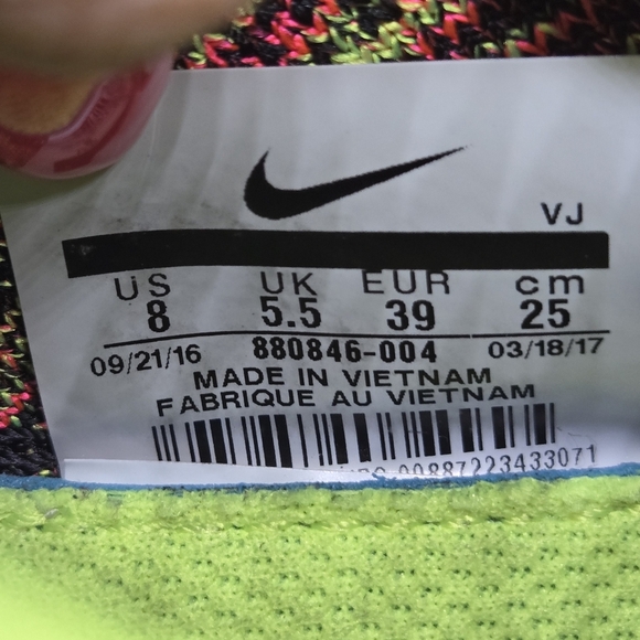 Nike  Free Run Motion Flyknit 2017 Women's Running Shoes Size 8 - Picture 8 of 8